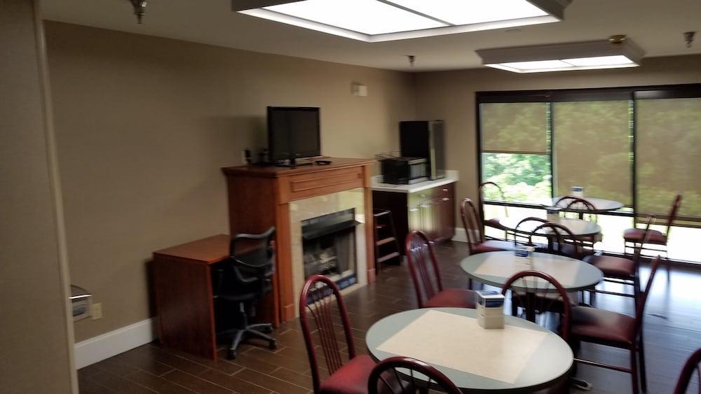 Quality Inn & Suites Canton, Ga Экстерьер фото