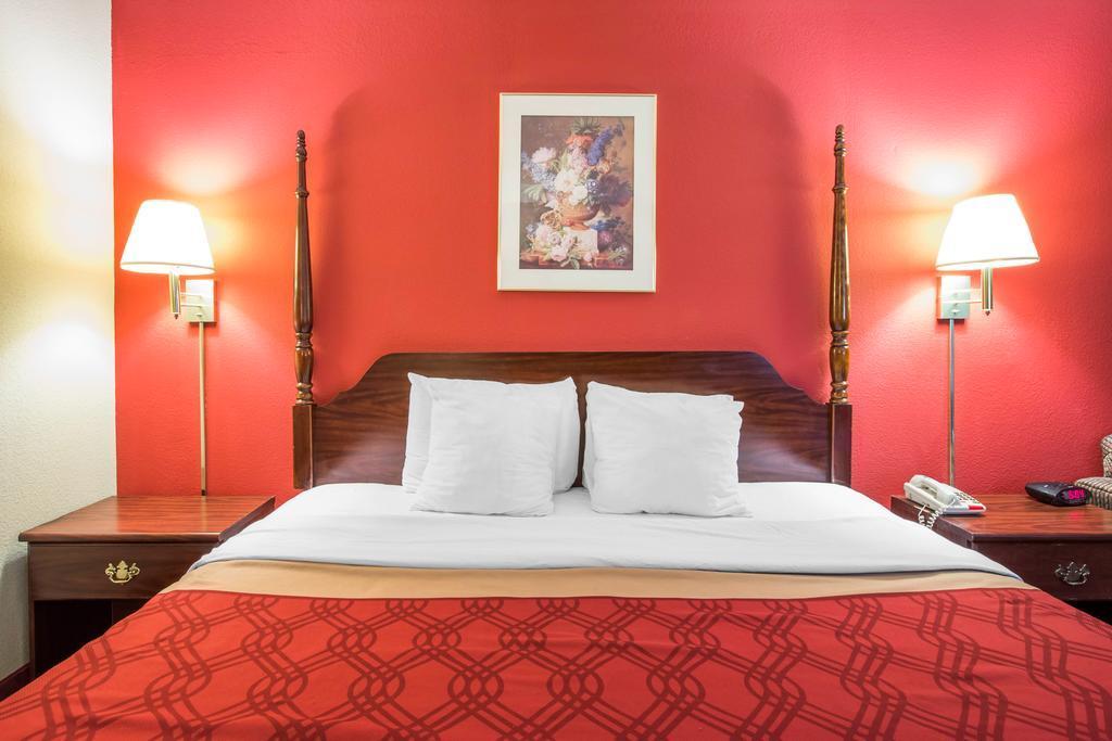 Quality Inn & Suites Canton, Ga Экстерьер фото