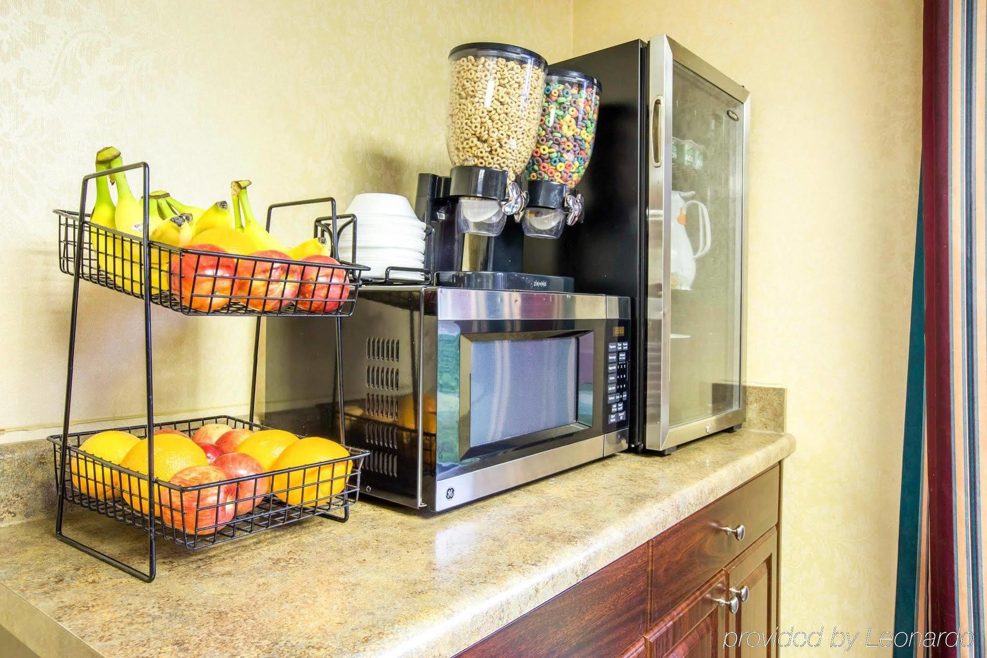 Quality Inn & Suites Canton, Ga Экстерьер фото