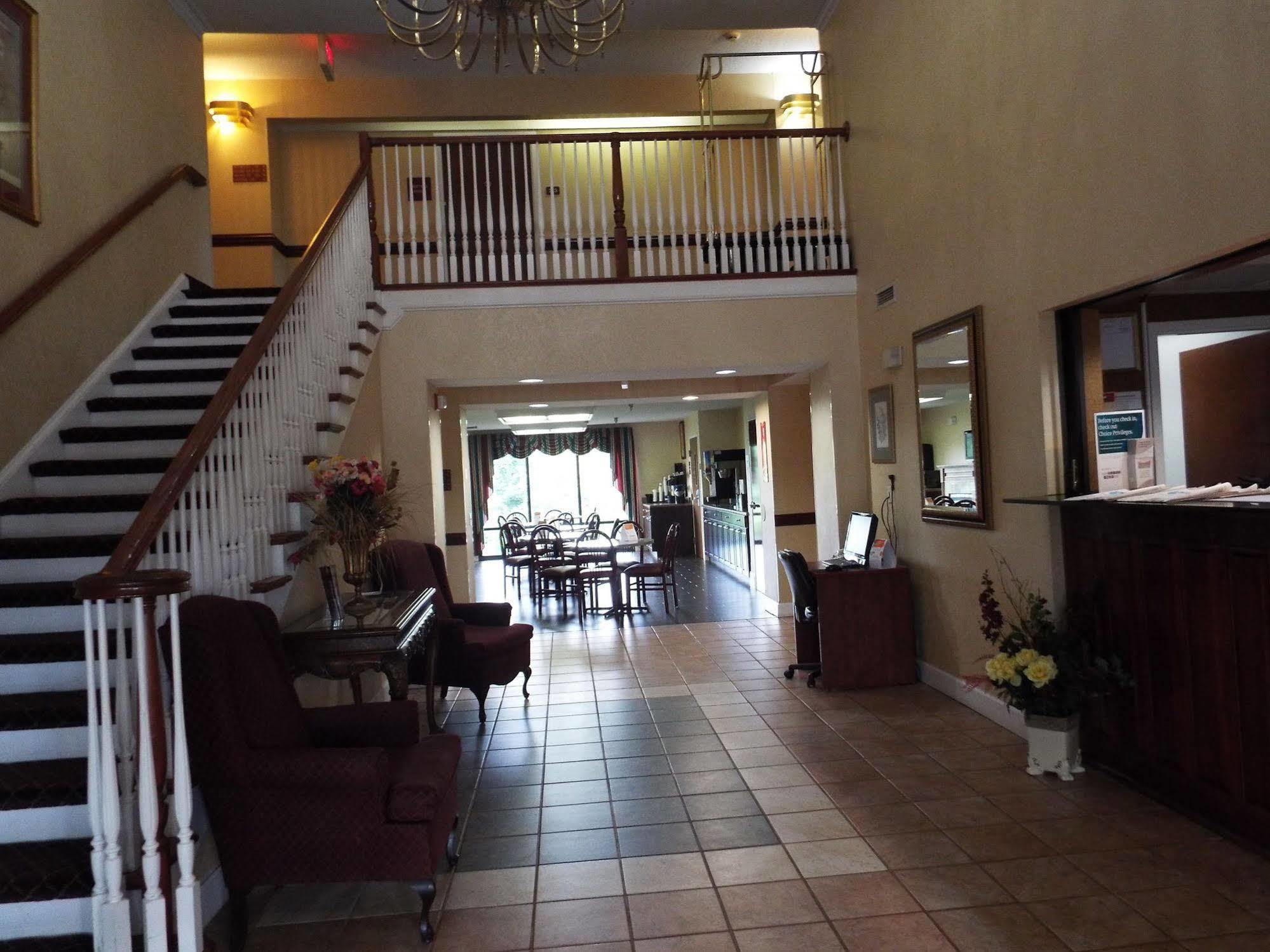 Quality Inn & Suites Canton, Ga Экстерьер фото